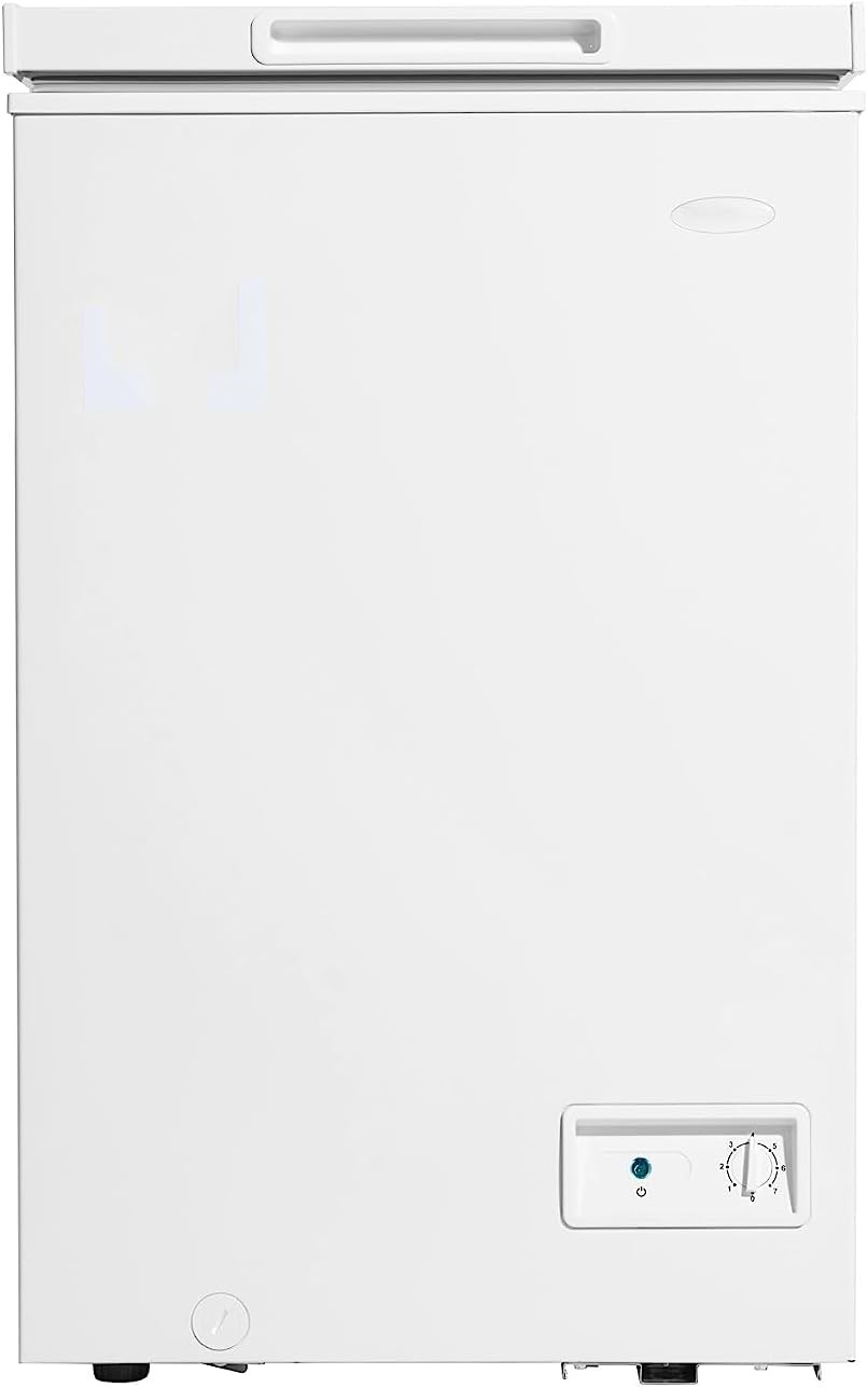 3.5 cu. ft. Square Model Chest Freezer DOE Front mounted mechanical thermostat: Easy to use, adjustable variable temperature range