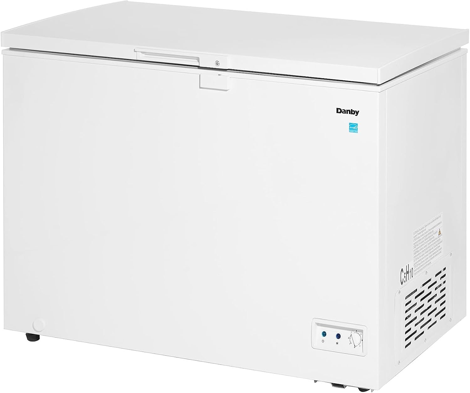 10.00 cu. ft. Chest Freezer in White Garage Ready: Freezer can perform in temperatures from 0°F to 110°F (-17°C to 43°C).